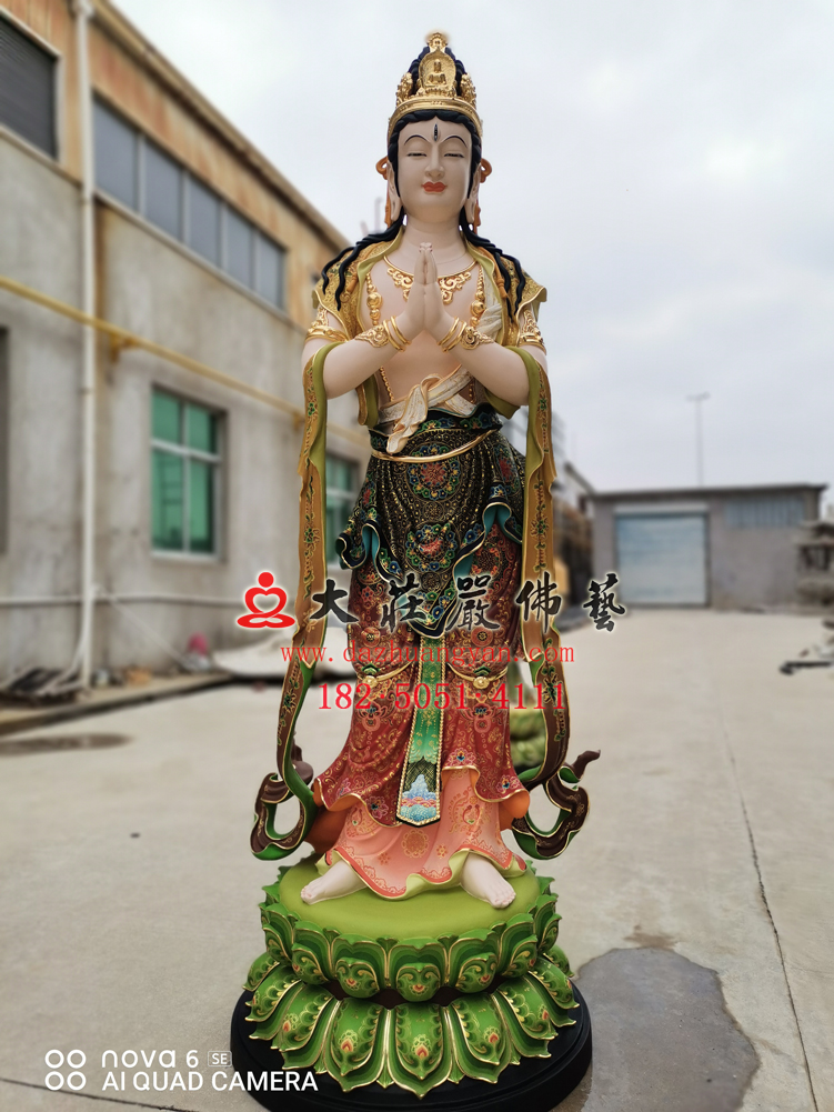 三十三观音之合掌观音现场实拍图