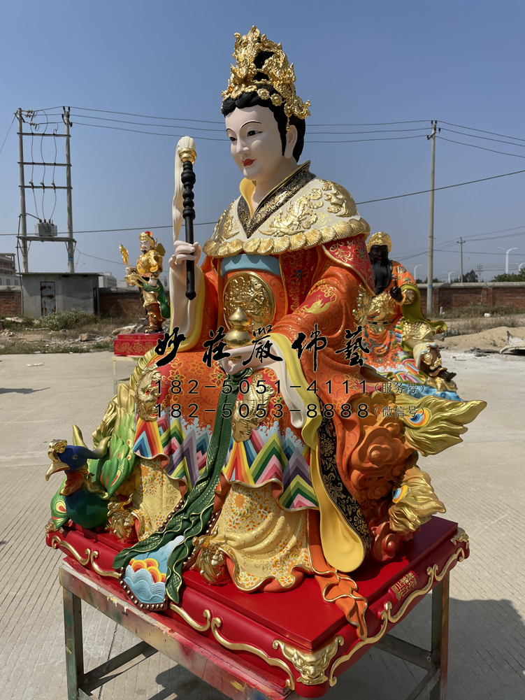 九天玄女神像右侧照