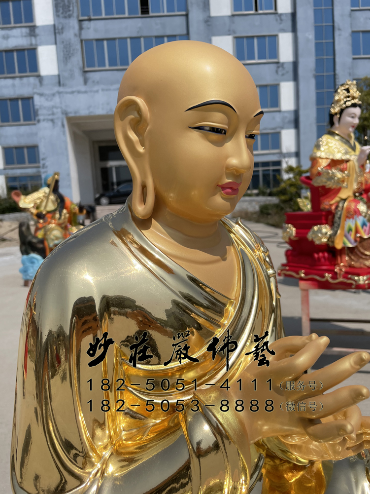 普庵祖师侧面近照实拍